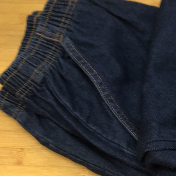 Women’s jeans - Picture 2 of 4